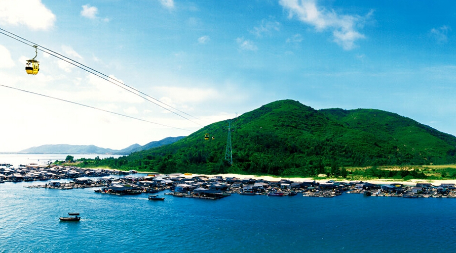 海南| 陵水 南湾猴岛景区,与猕猴亲密接触