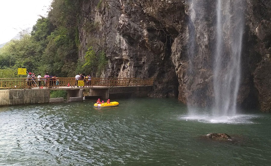 广东| 清远 神峰关景区,领略奇洞异石秀水