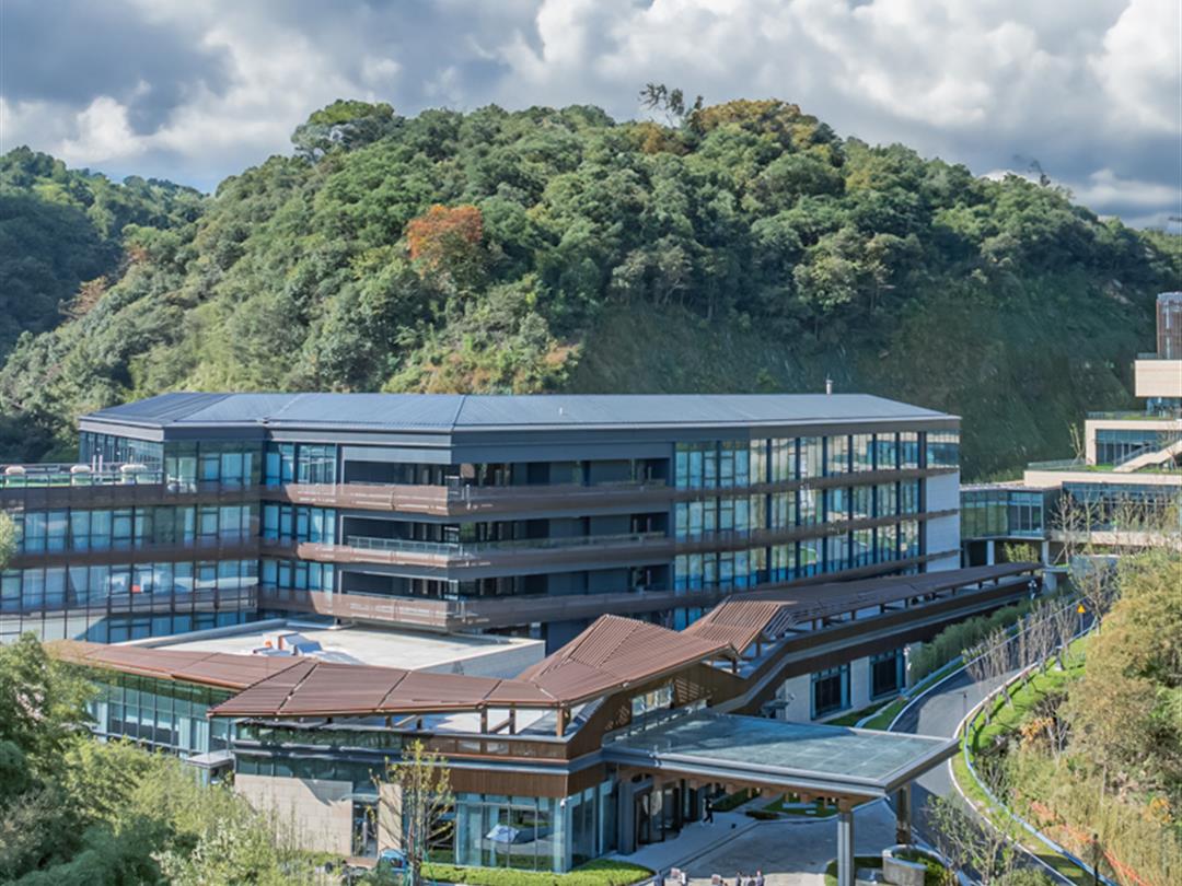 艾德睿·第五季酒店设施怎么样？莫干山五星酒店休闲配套完整测评