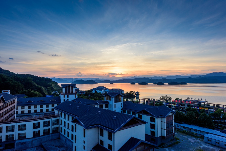 浙江| 杭州 千岛湖开元曼居酒店,面水依山