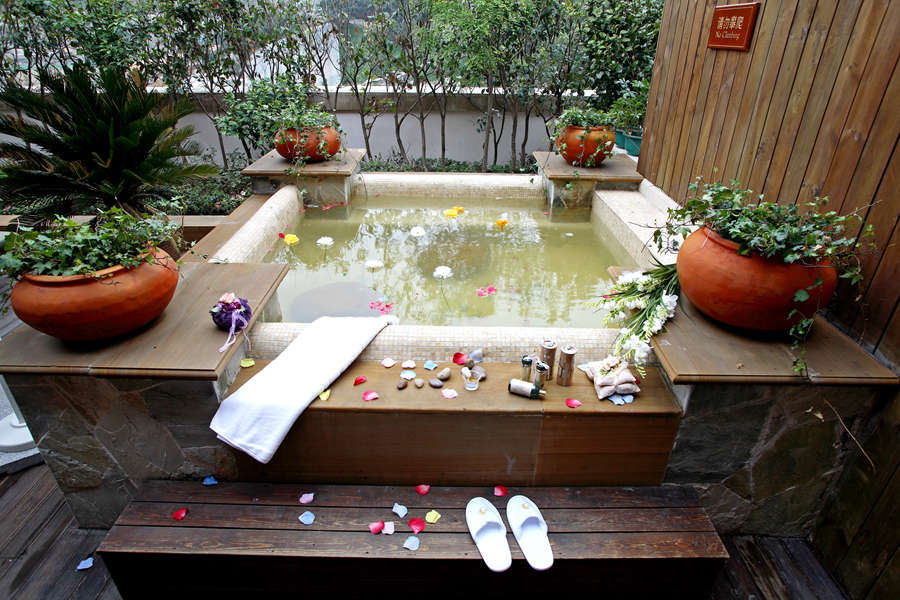 贵阳保利国际温泉汤屋预订_地址_价格查询-【要出发, 有品质的旅行】