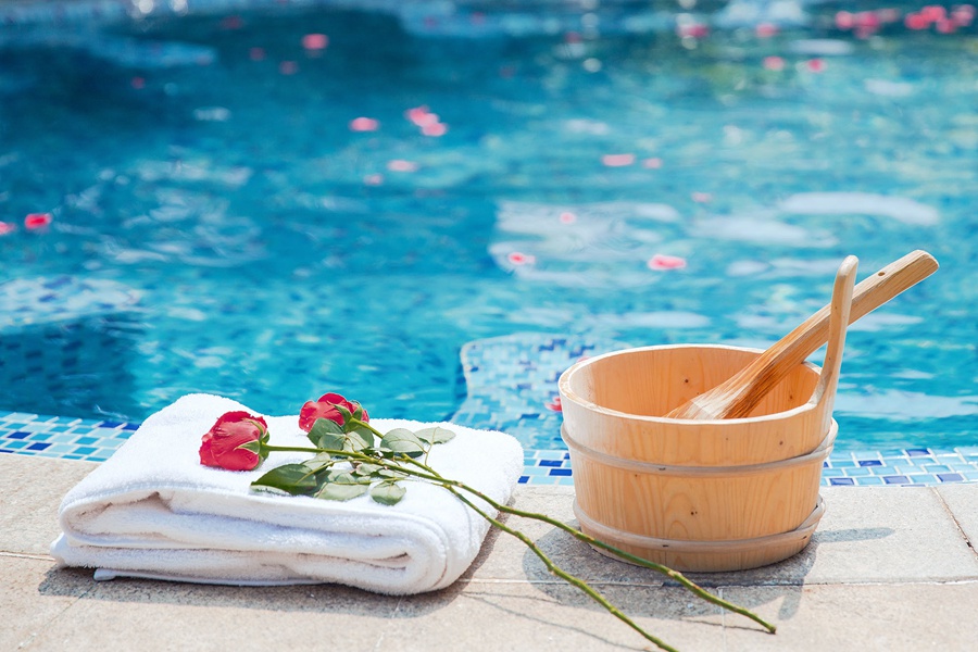 广东| 阳江 保利皇冠假日酒店,海岛休闲行