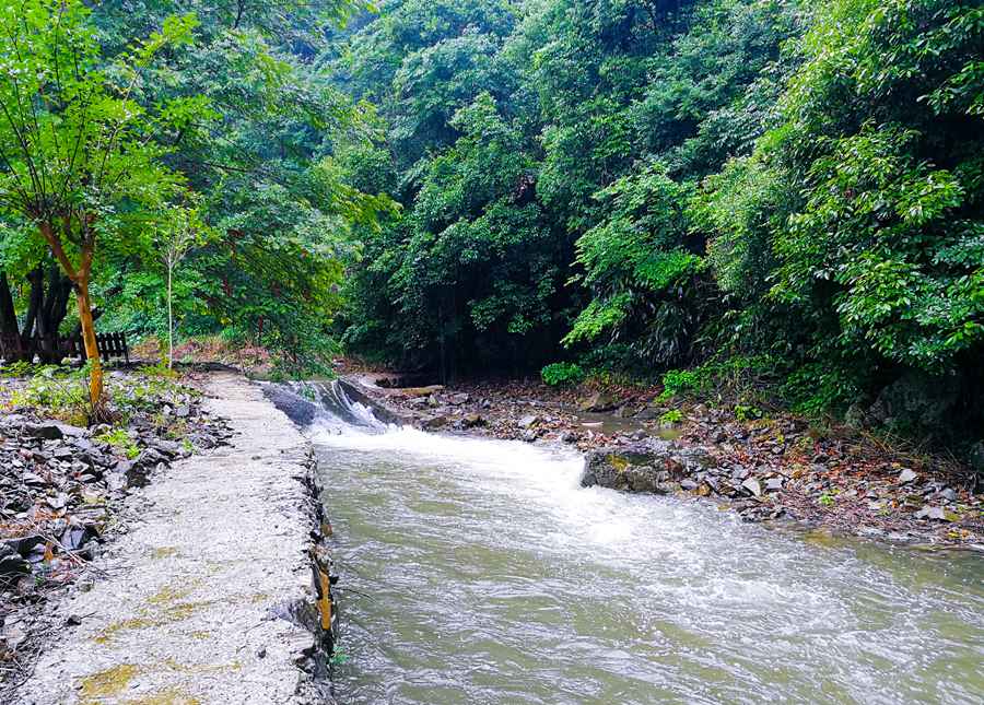 绩溪兵坑源生态漂流预订_地址_价格查询-【要