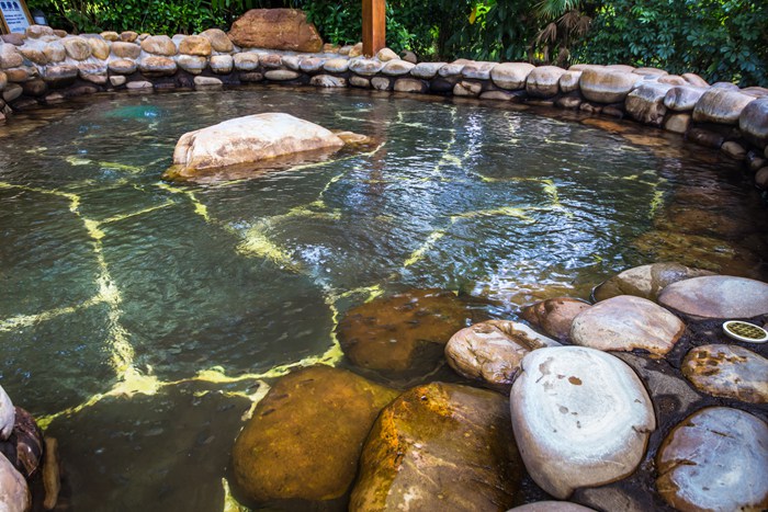 广东| 河源 叶园温泉度假村,双人浪漫游